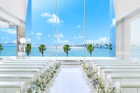 海と空がいちばん美しい時間に、誓う結婚式